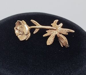 Vintage Canco Brooch Pin Gold Tone Long Stem Rose Flower Floral Beautiful Signed
